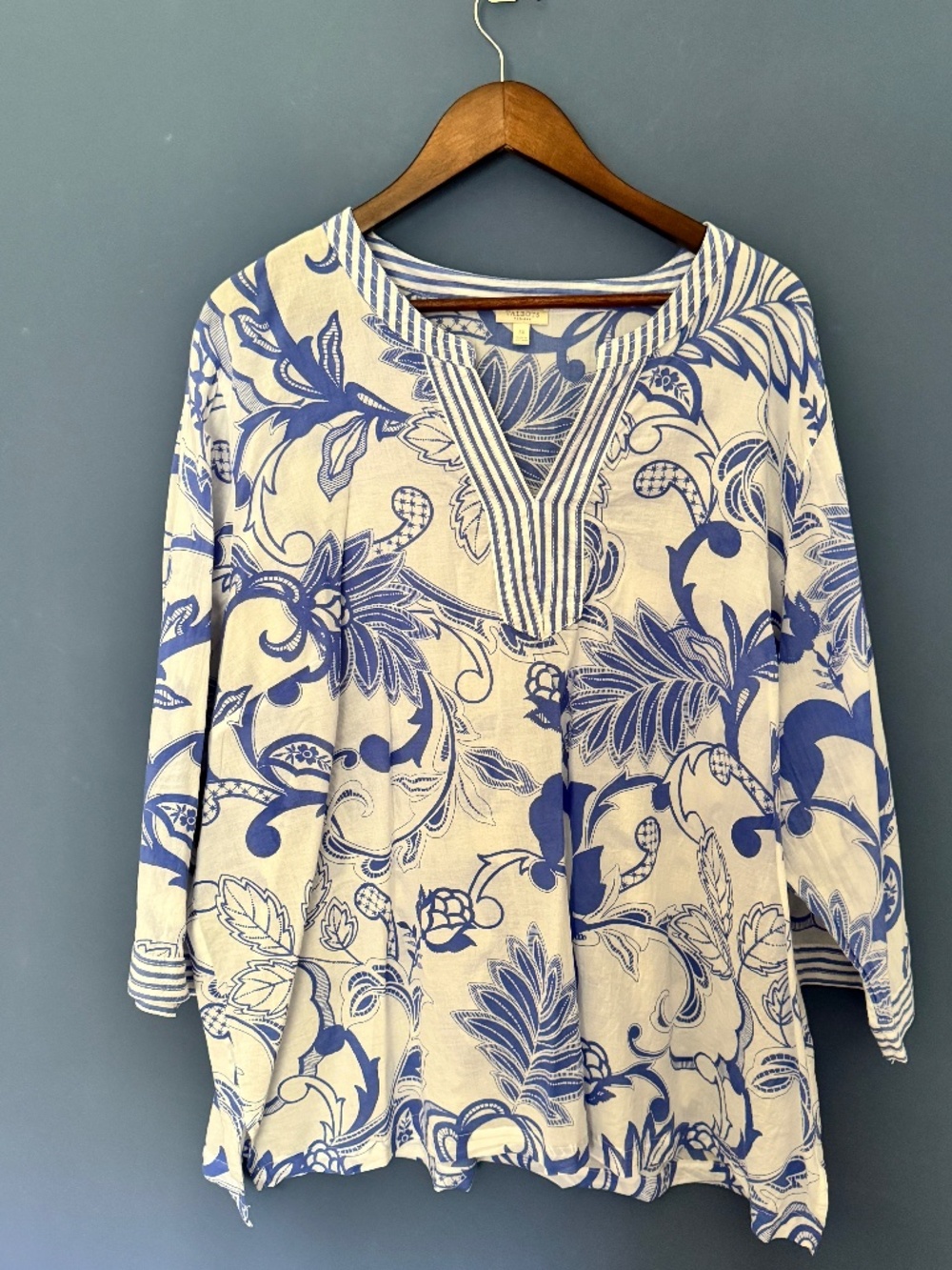 Talbots floral blue and white tunic size 3X